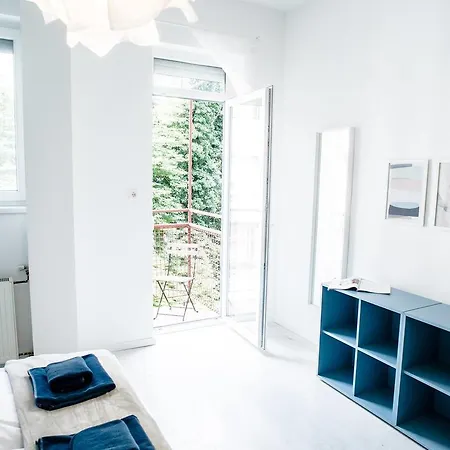 Apartment New With 3 Bedrooms, A/c And Balcony *